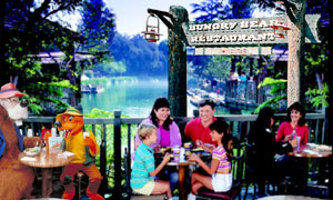 (Mini guide) Les restaurants de Disneyland Resort en Californie HungryBearDinLowBand